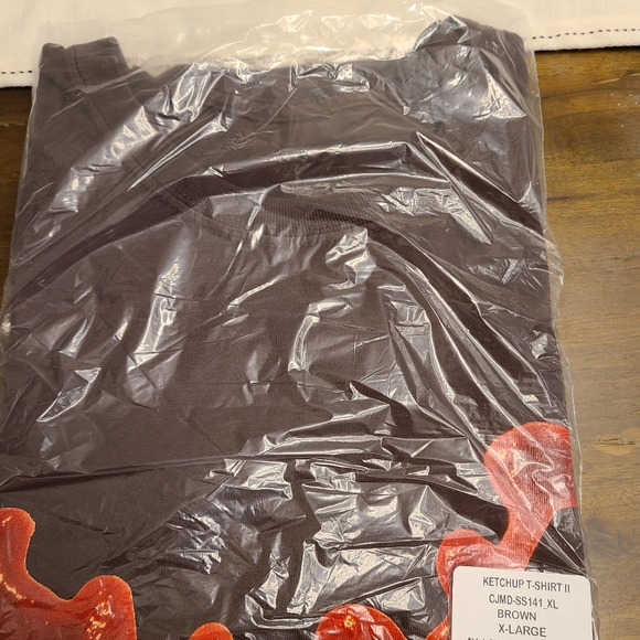 Travis Scott x Mcdonalds shirts - Picture 4 of 10